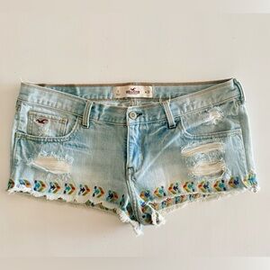 HOLLISTER Y2K Embroidered hem Summer shortie Jean shorts Size 11 - 30